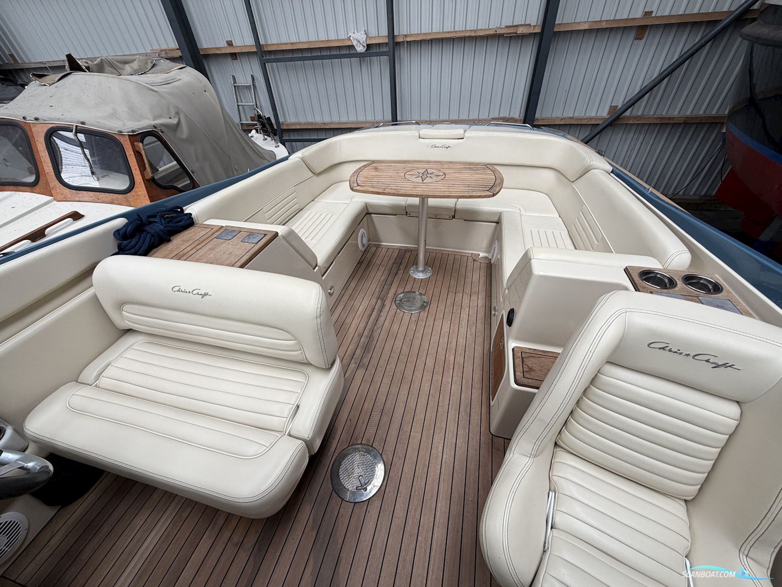 Chris Craft 28 Corsair