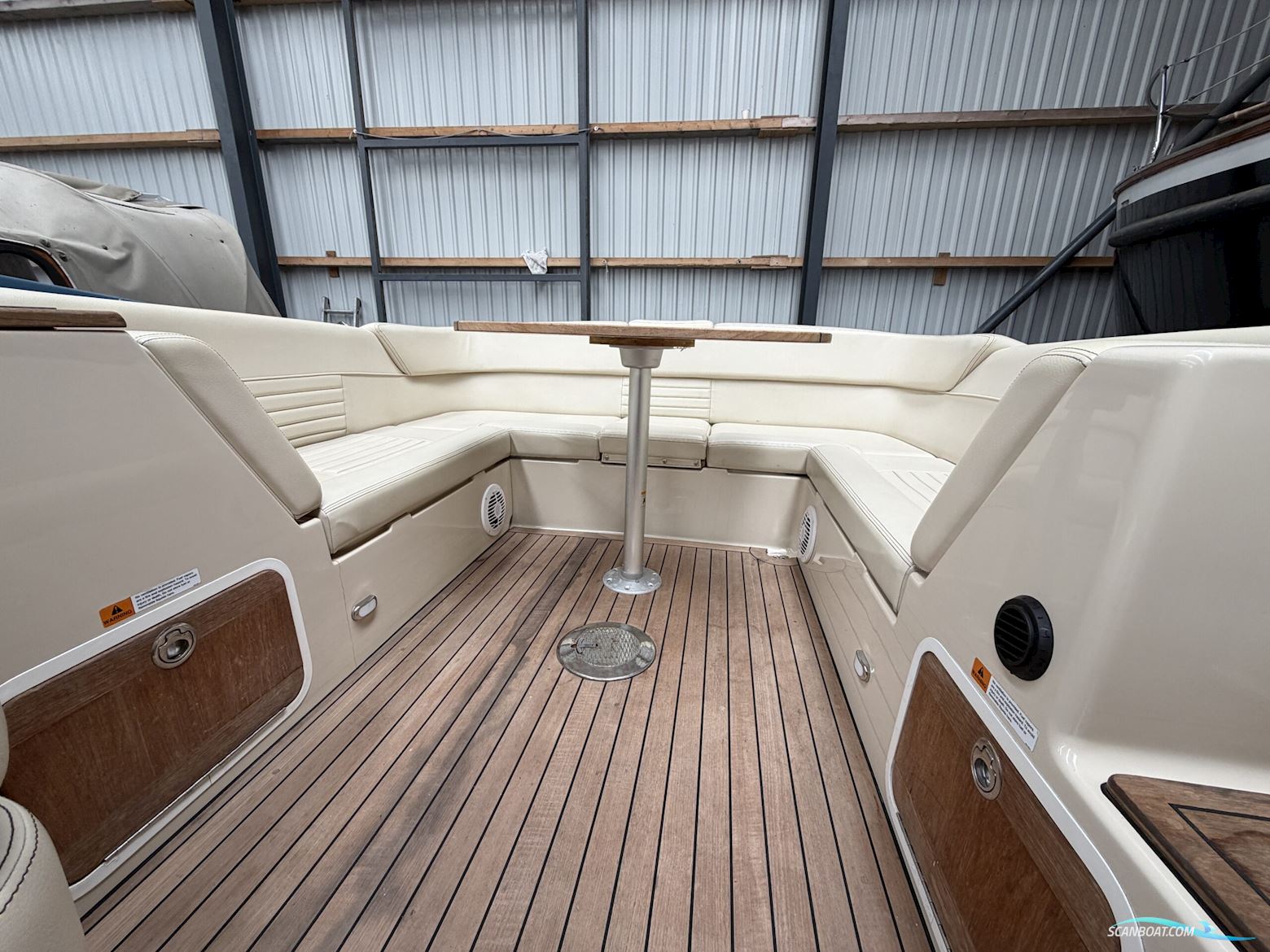 Chris Craft 28 Corsair