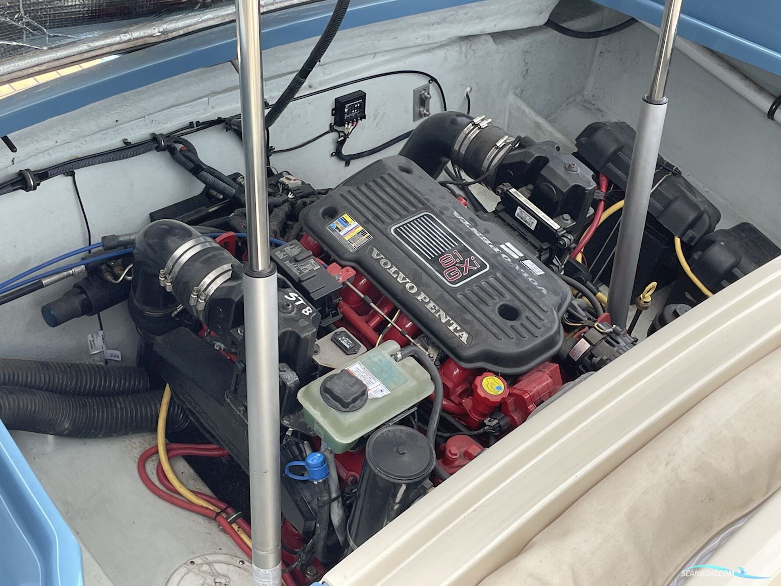 Chris Craft 28 Corsair