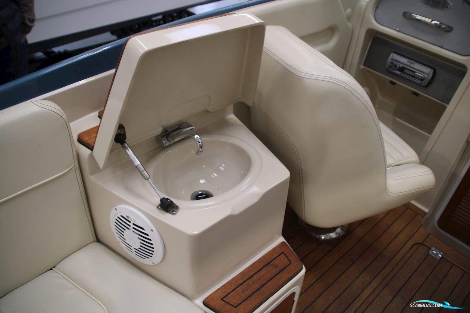 Chris-Craft Corsair 25