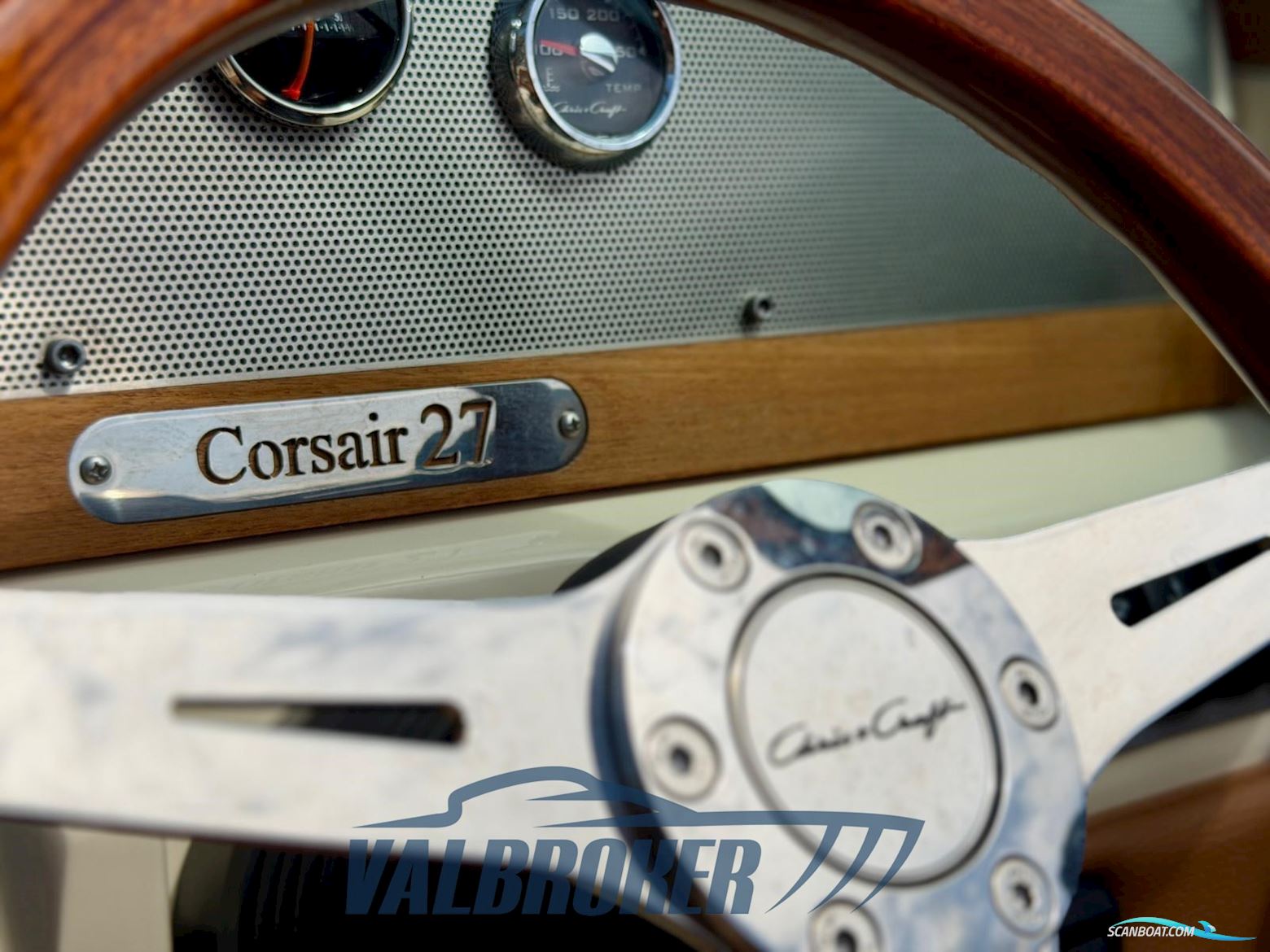 Chris Craft Corsair 27
