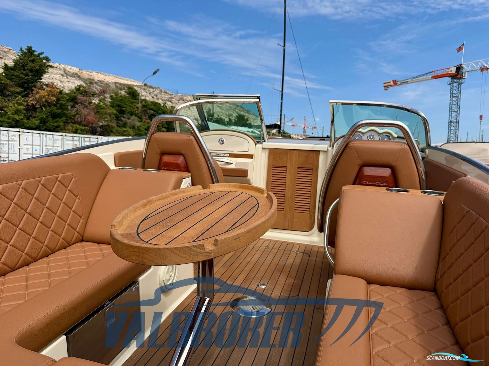 Chris Craft Corsair 27