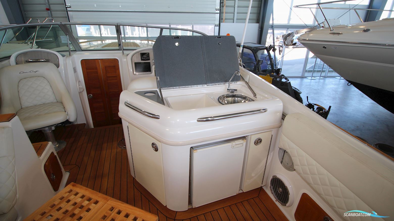 Chris Craft Corsair 28 