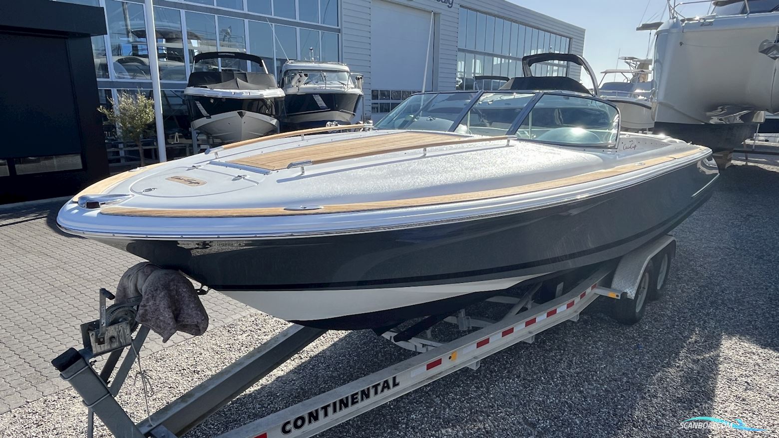 Chris Craft Corsair 28 