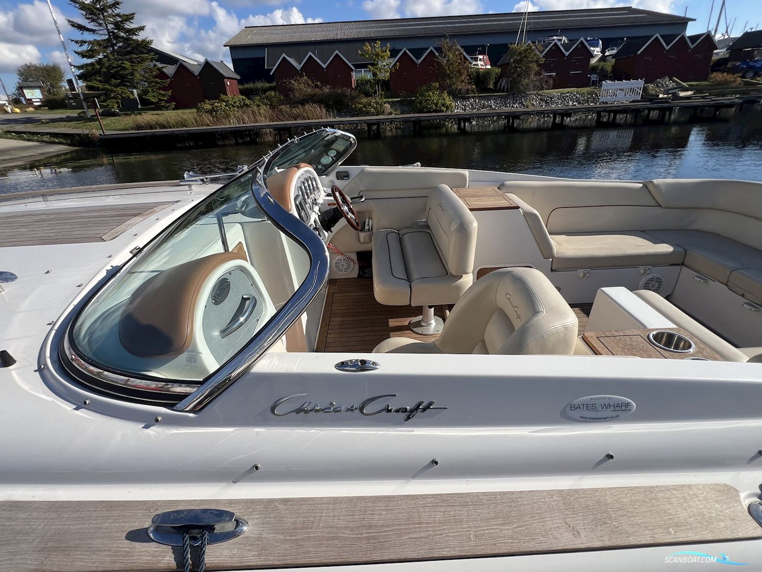 Chris Craft Corsair 28 Heritage Edition