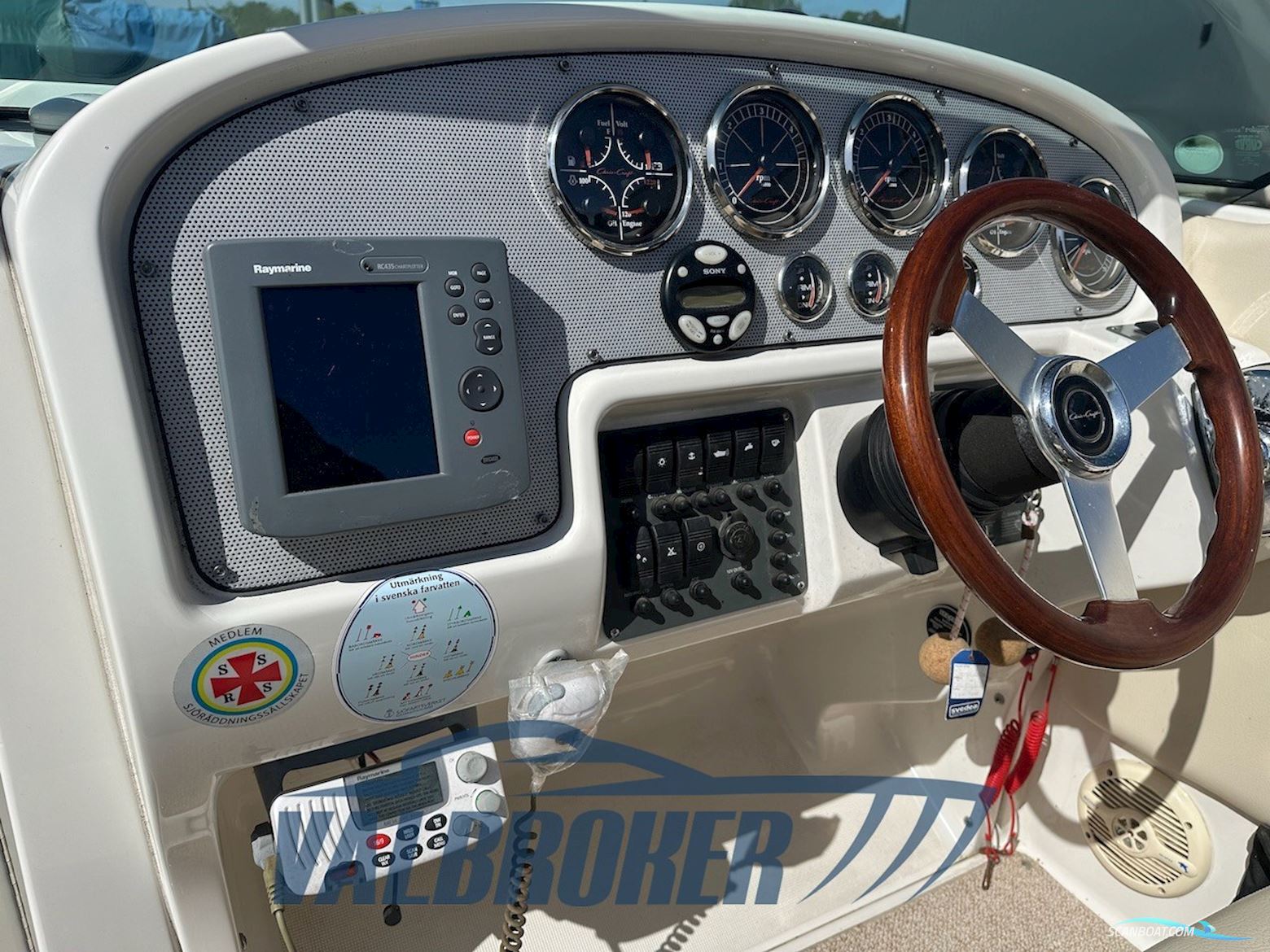 Chris Craft Corsair 28