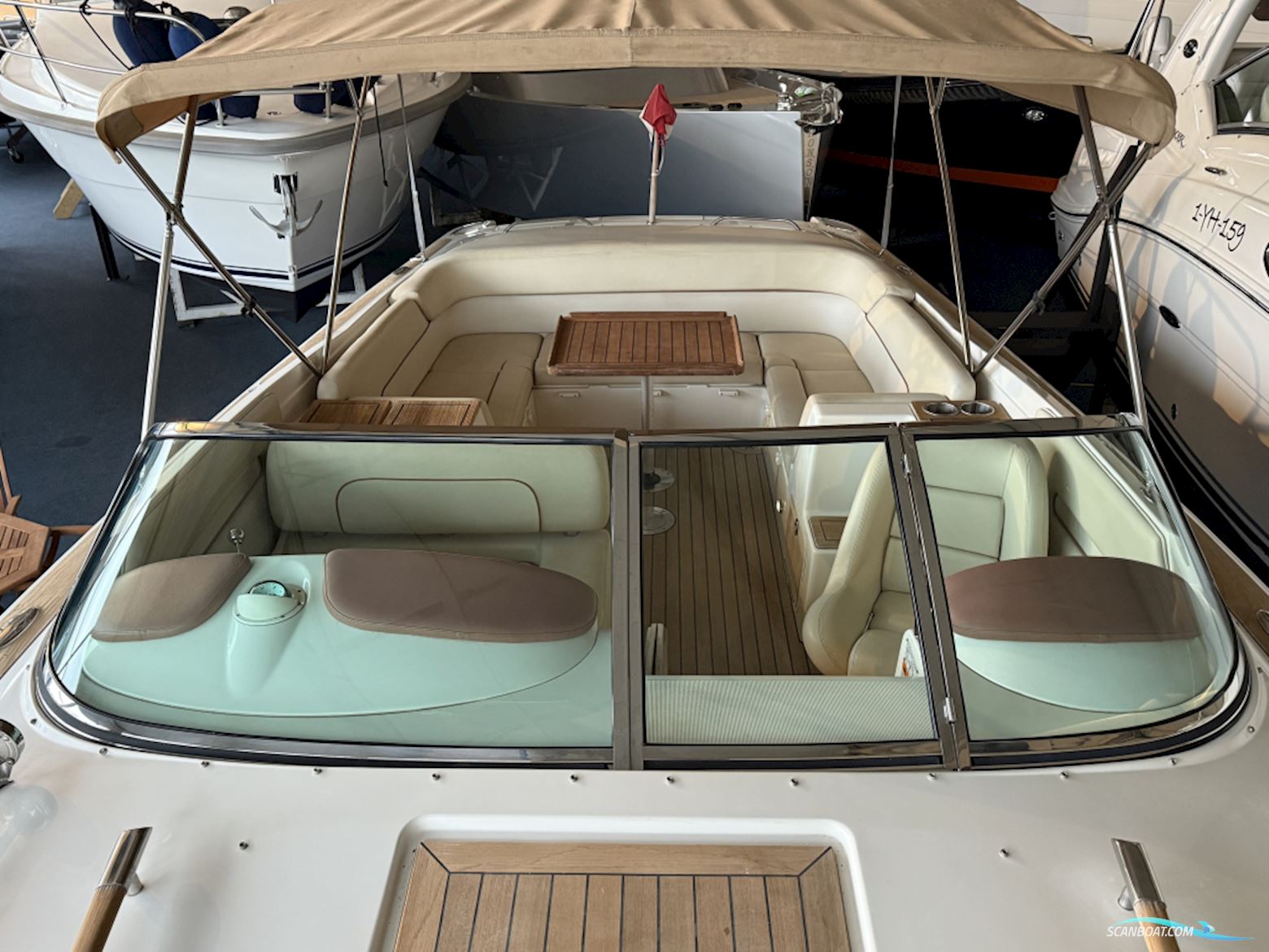 Chris Craft Corsair 28