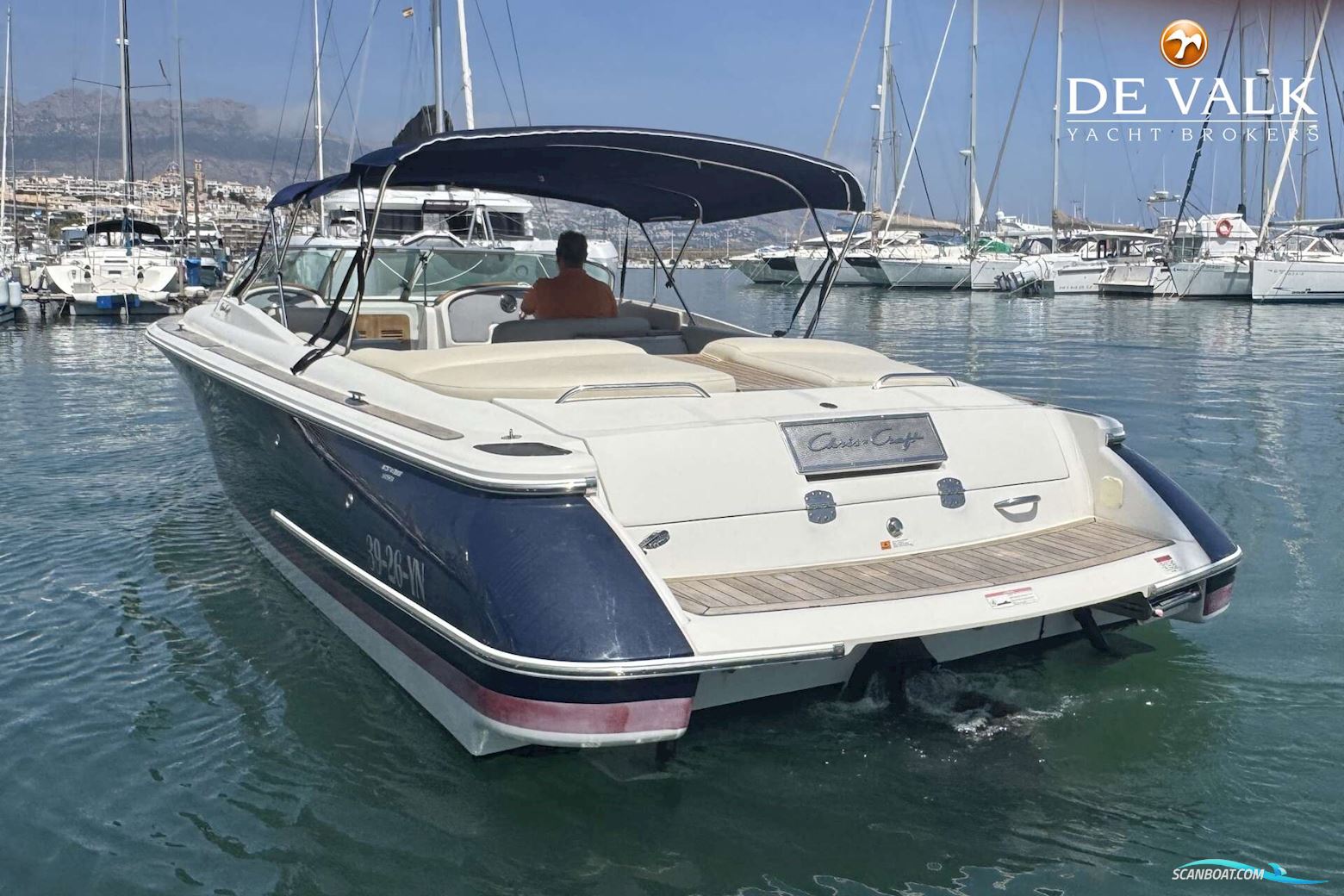 Chris-Craft Corsair 28