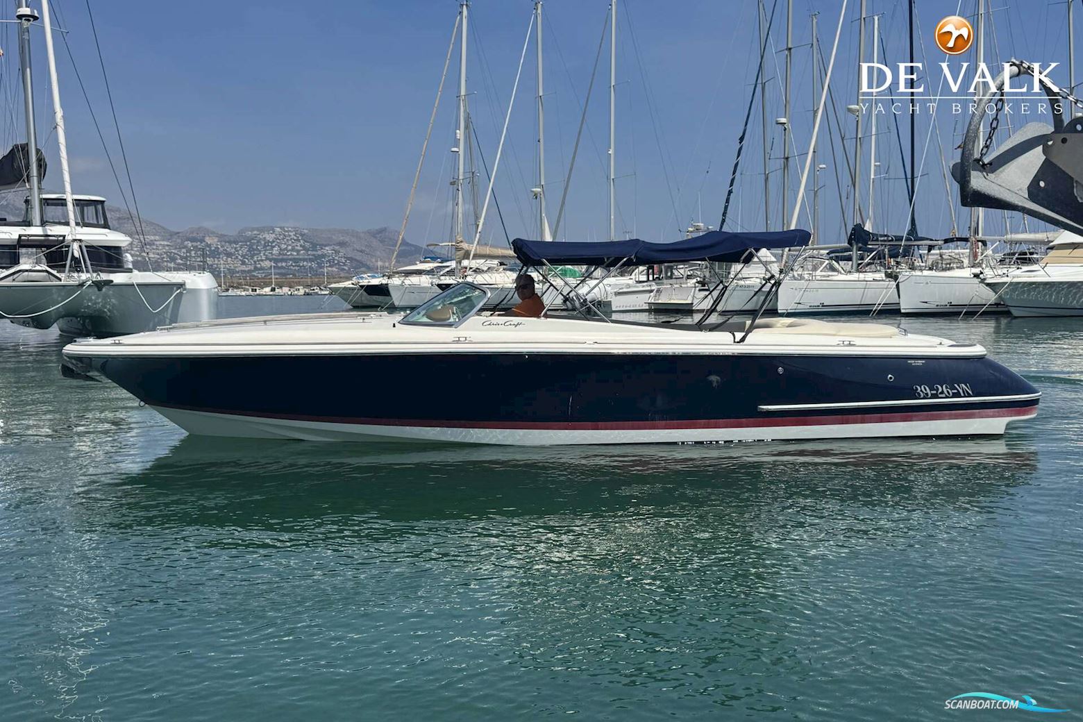 Chris-Craft Corsair 28