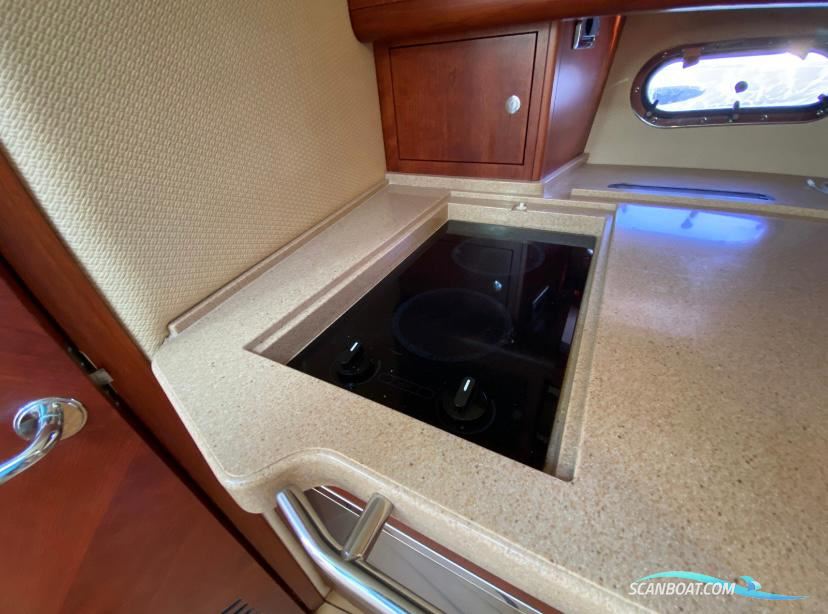 Chris-Craft Corsair 36 Heritage Edition