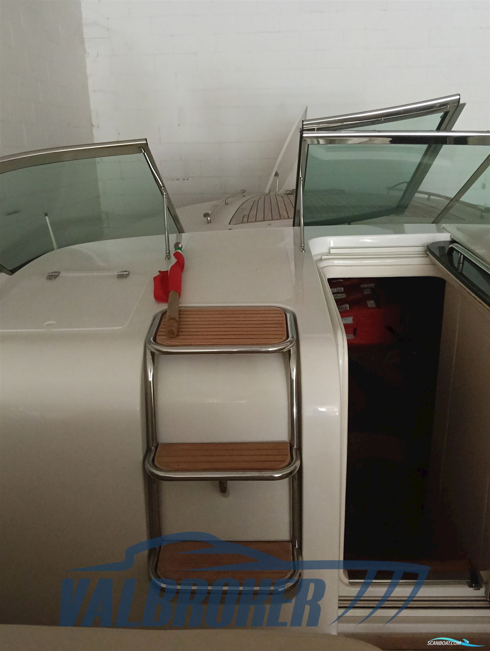 Chris Craft Corsair 36