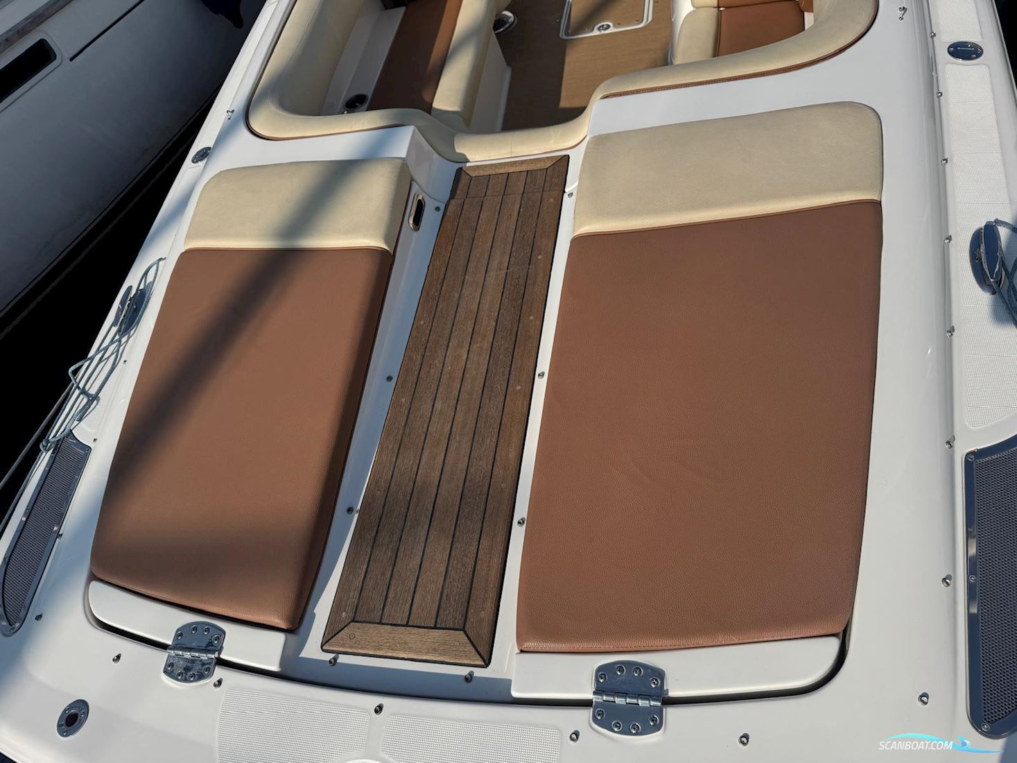 Chris Craft Launch 25