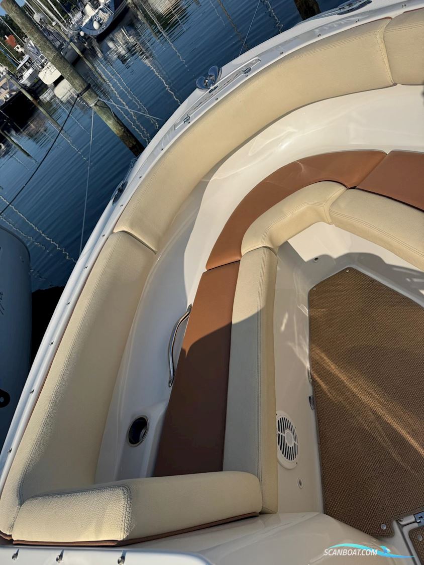 Chris Craft Launch 25