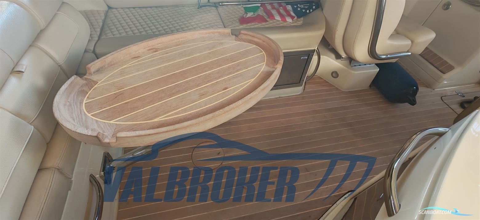 Chris Craft Launch 28 GT - Heritage Edition