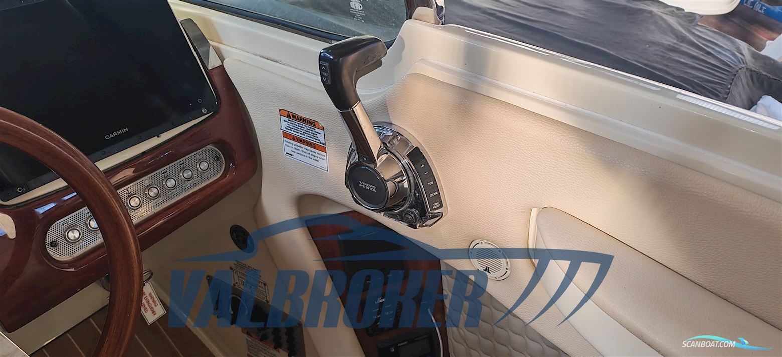 Chris Craft Launch 28 GT - Heritage Edition