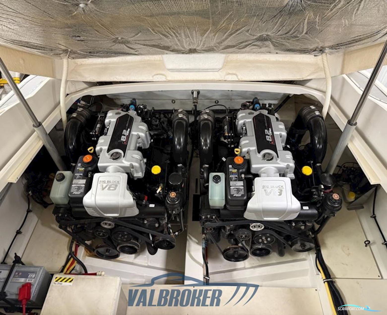 CHRIS CRAFT LAUNCH 32
