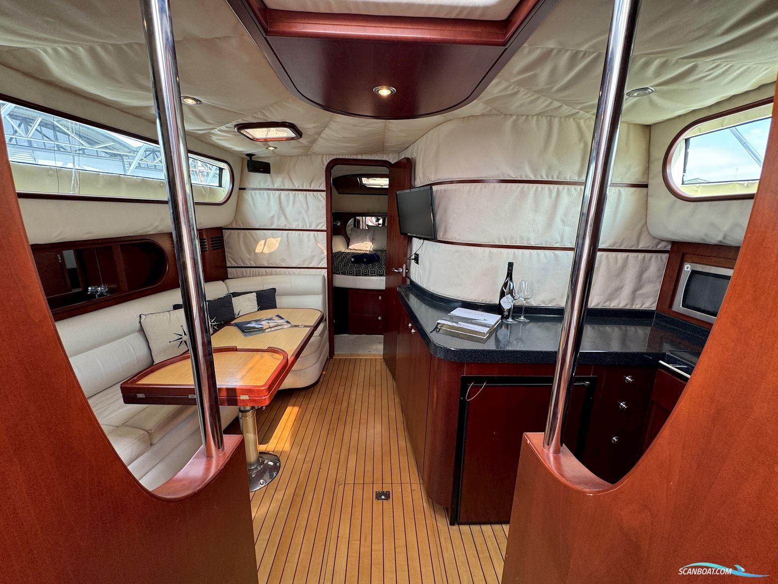 Chris Craft Roamer 40 Lobster