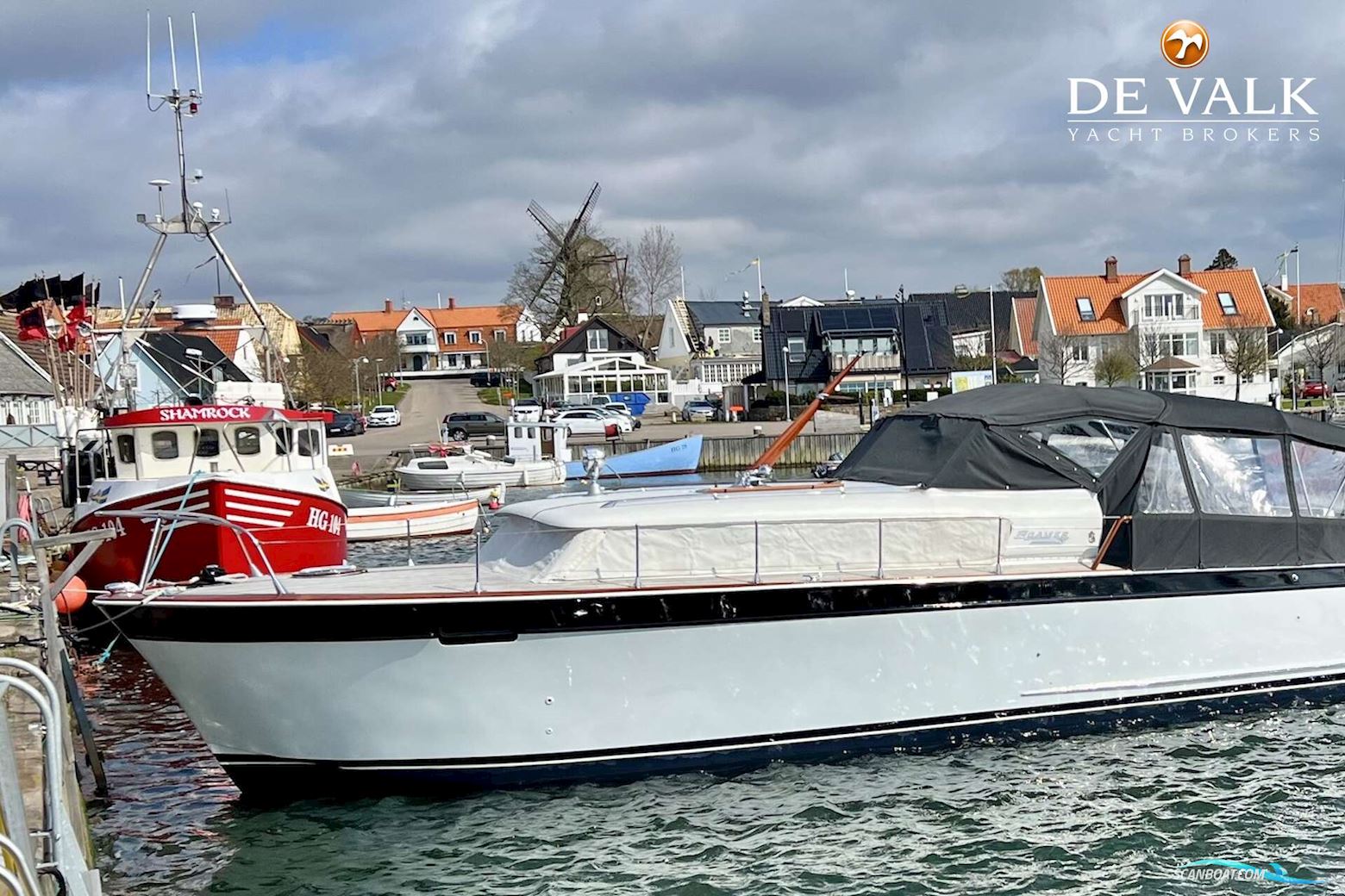 Chris-Craft Roamer Express Deluxe