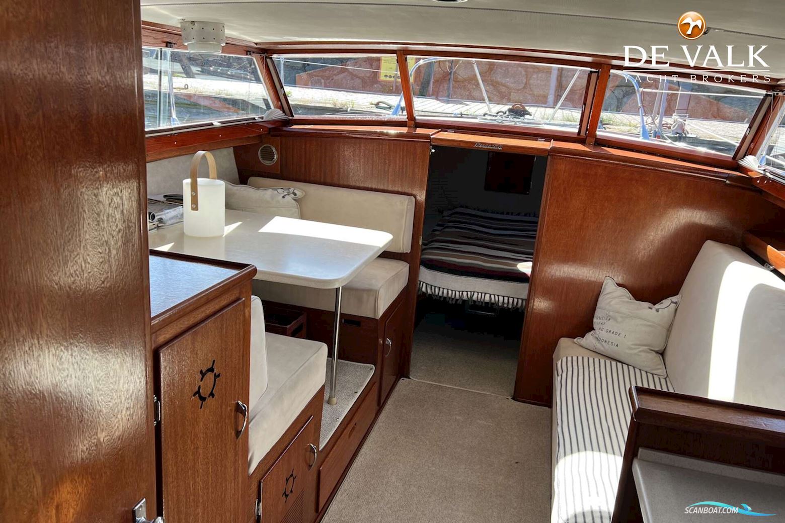 Chris-Craft Roamer Express Deluxe