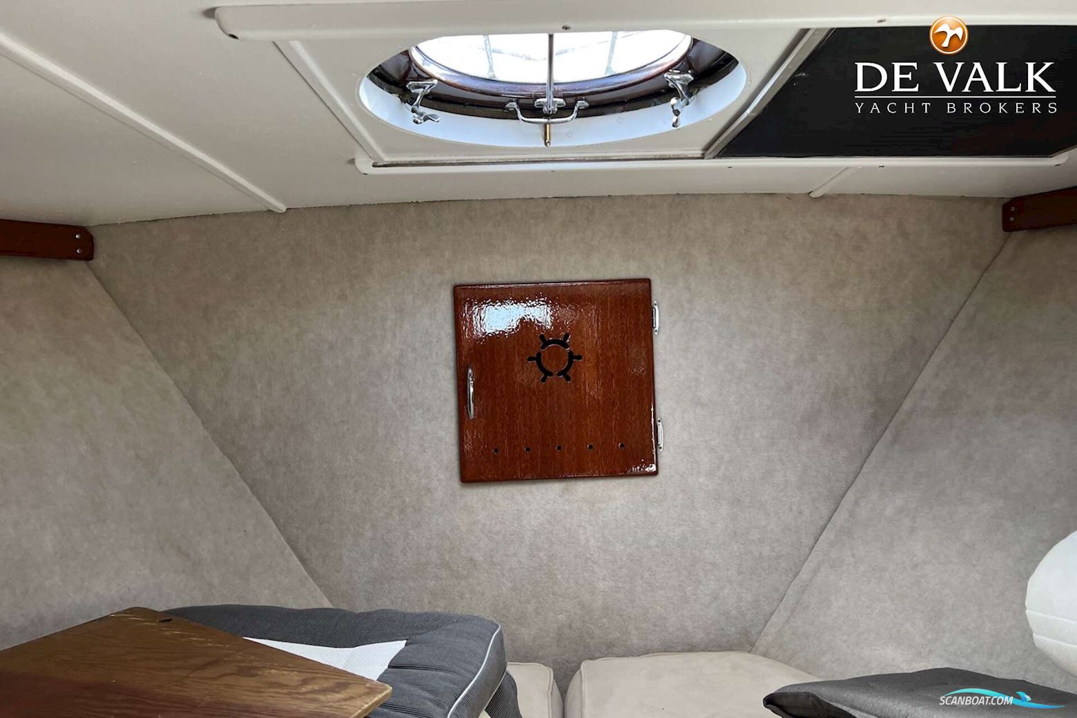 Chris-Craft Roamer Express Deluxe