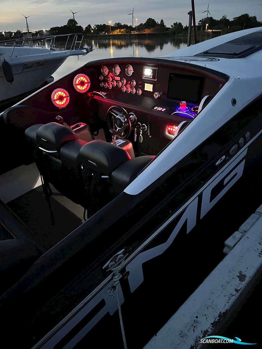 Cigarette 38 Top Gun