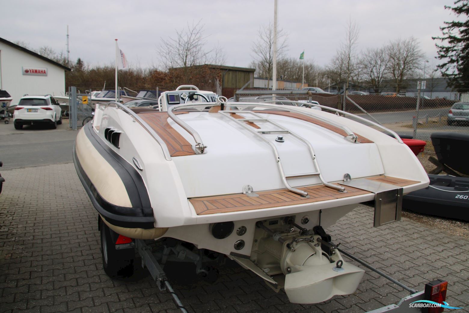 Cirrus 18 Super Yacht RIB