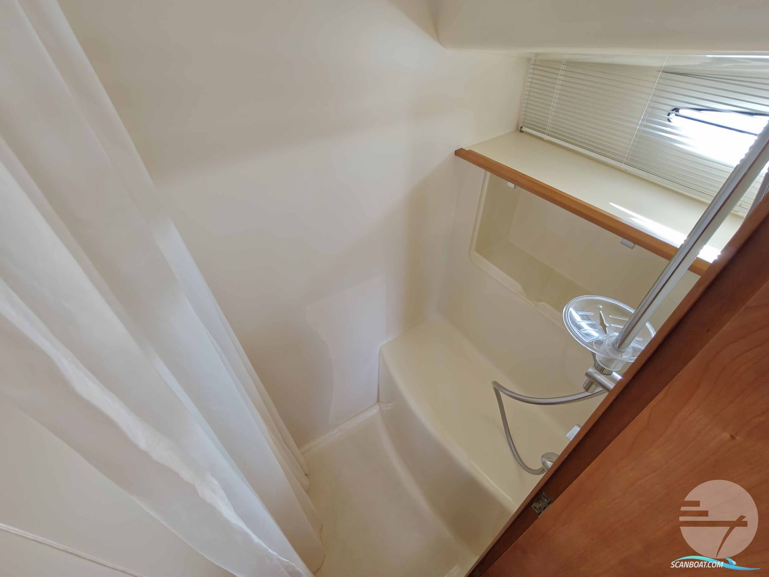 C.J. Broom & Sons Ltd 395