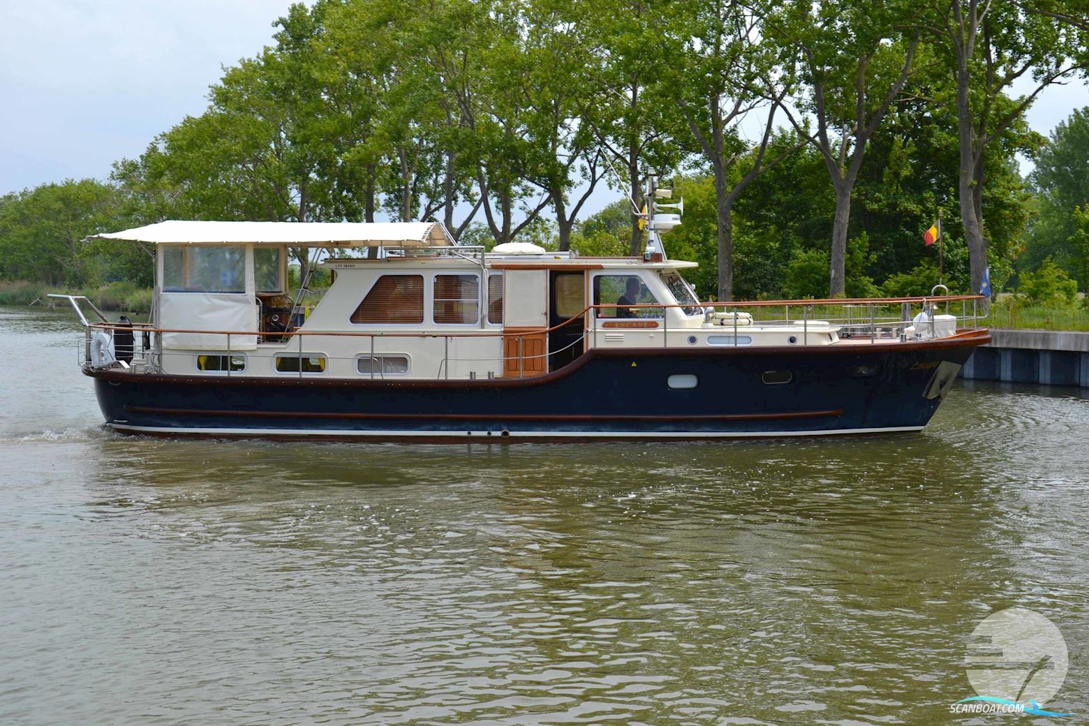 Classic Cruiser 14 23