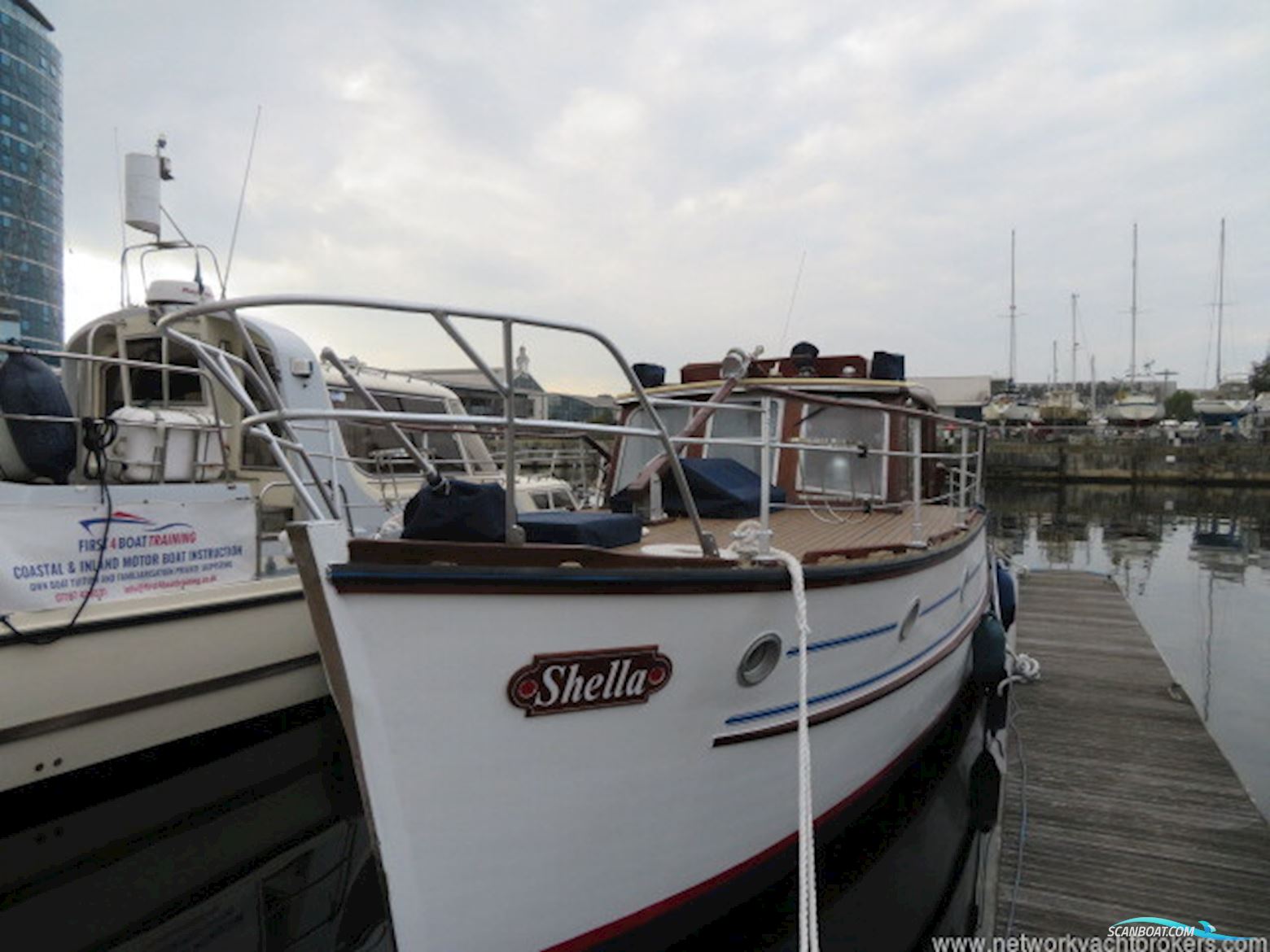 Classic Wooden Launch