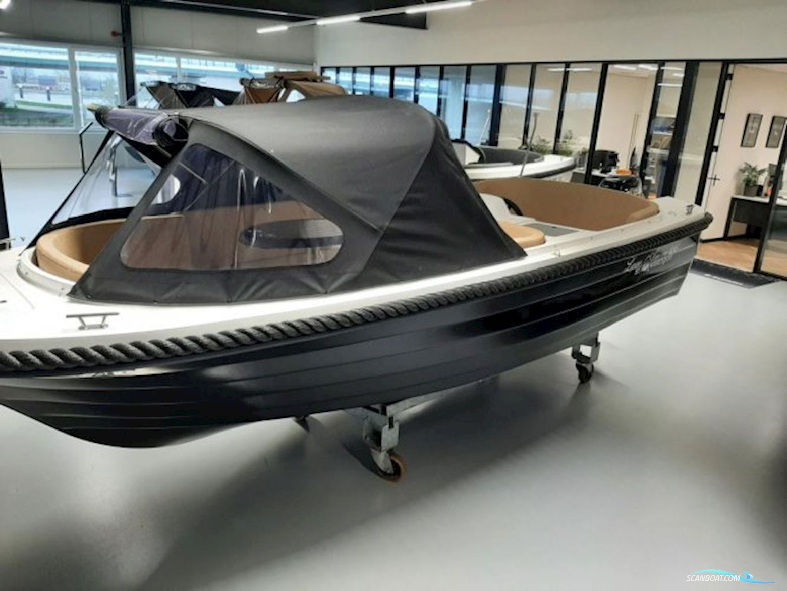 Clever 49 Motorbåt 2023, Holland