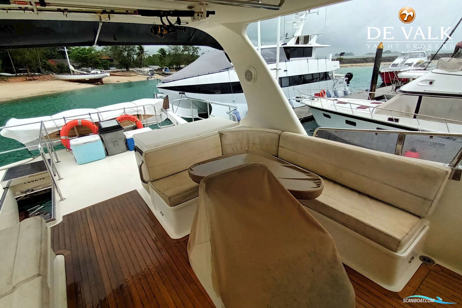 Clipper Motor Yachts Cordova 52