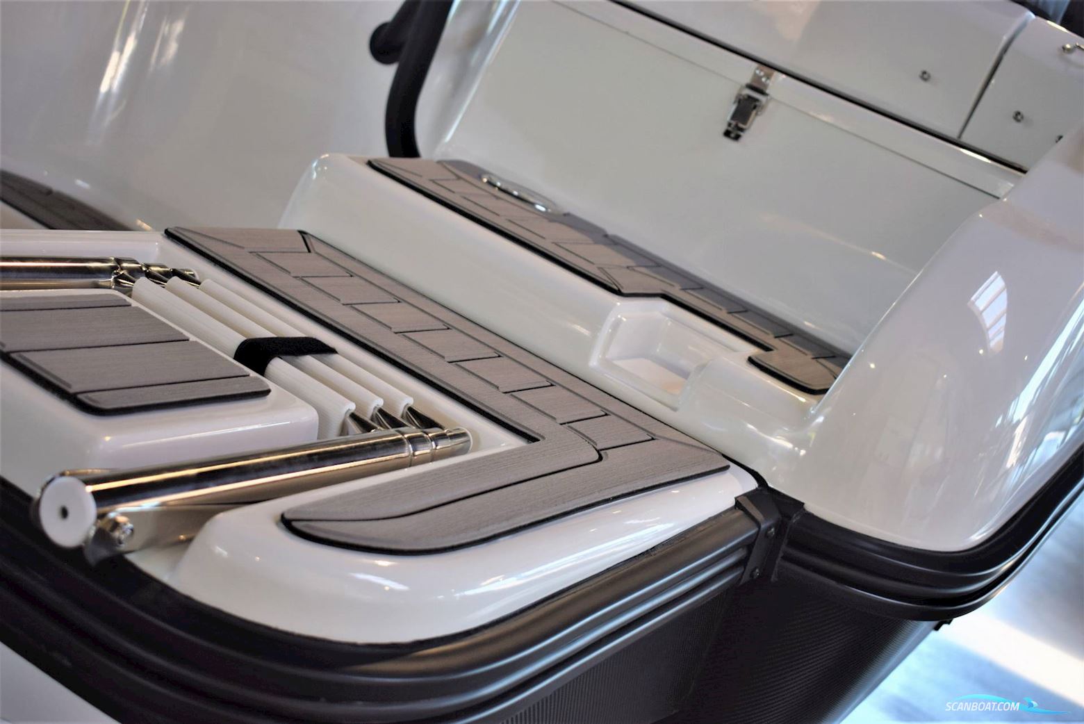 Coaster 600 BR - F175VMAX Yamaha/Udstyr