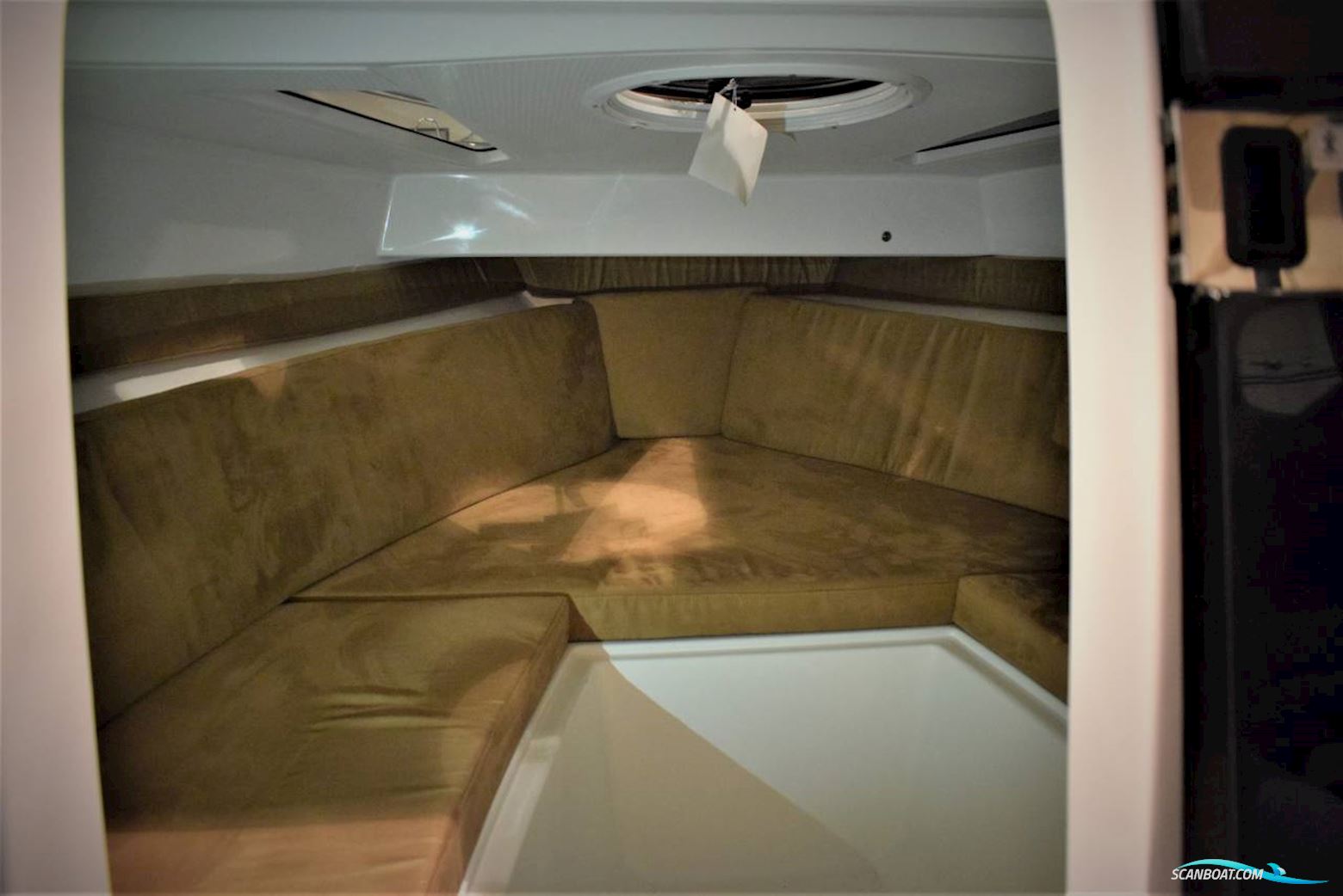 Coaster 600 DC - 100 HK Yamaha/Udstyr