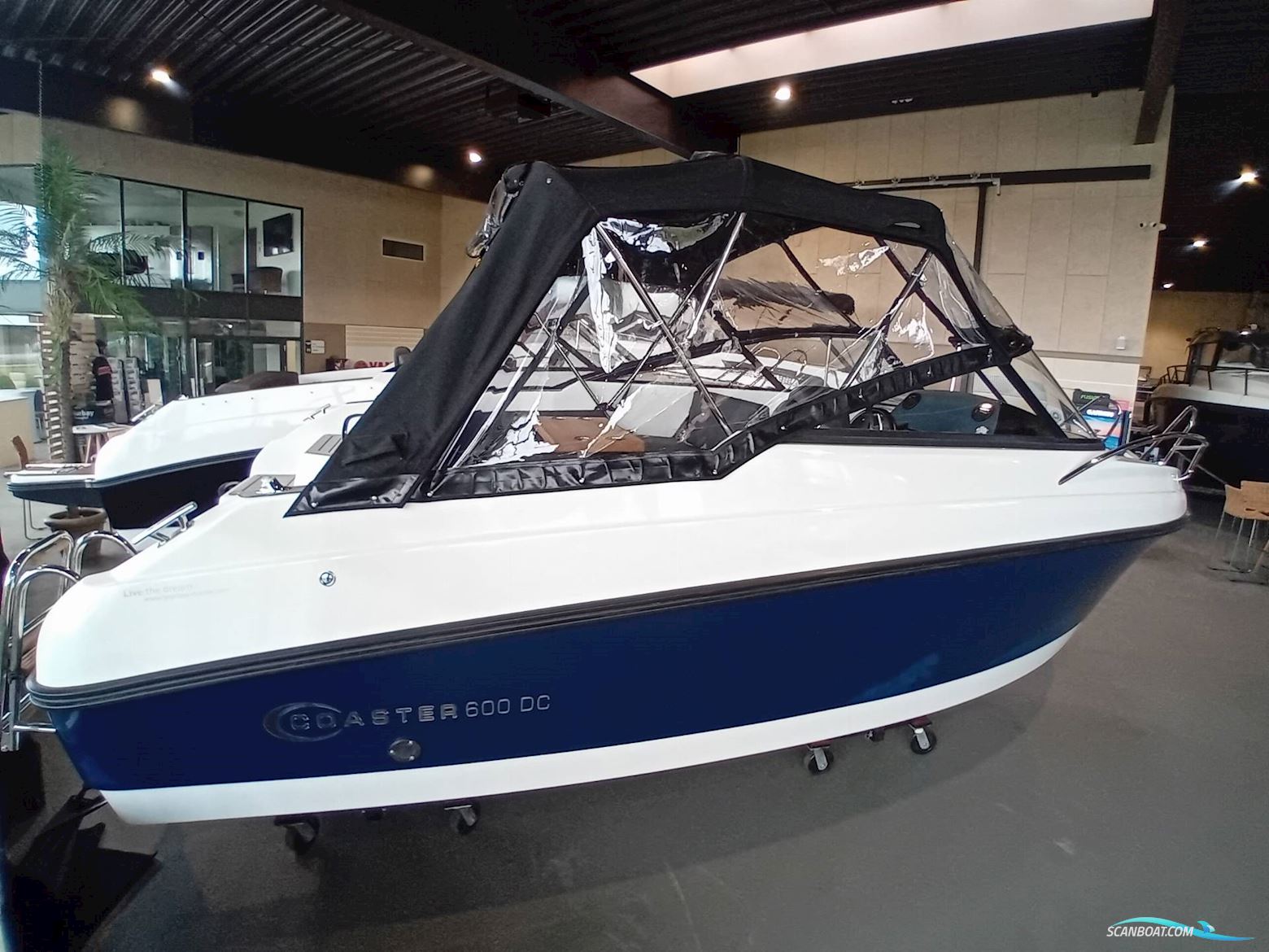 Coaster 600 DC - 100 HK Yamaha/Udstyr Motorbåt 2026, med Yamaha F100 motor, Danmark