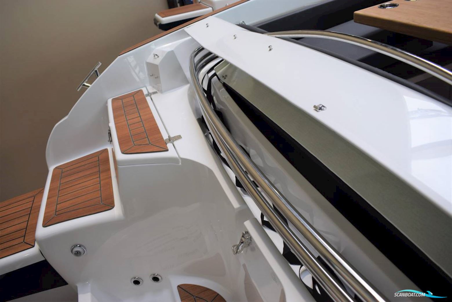 Coaster 600 DC - 150 HK Yamaha/udstyr