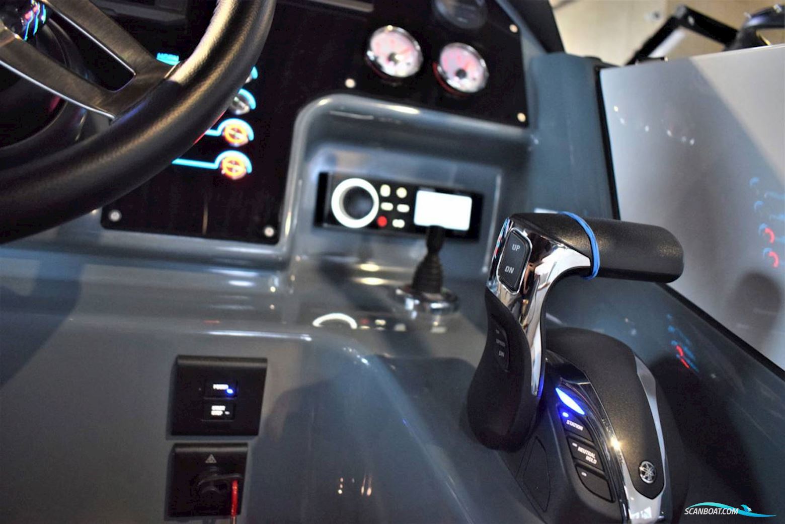 Coaster DC7 Med Udstyr