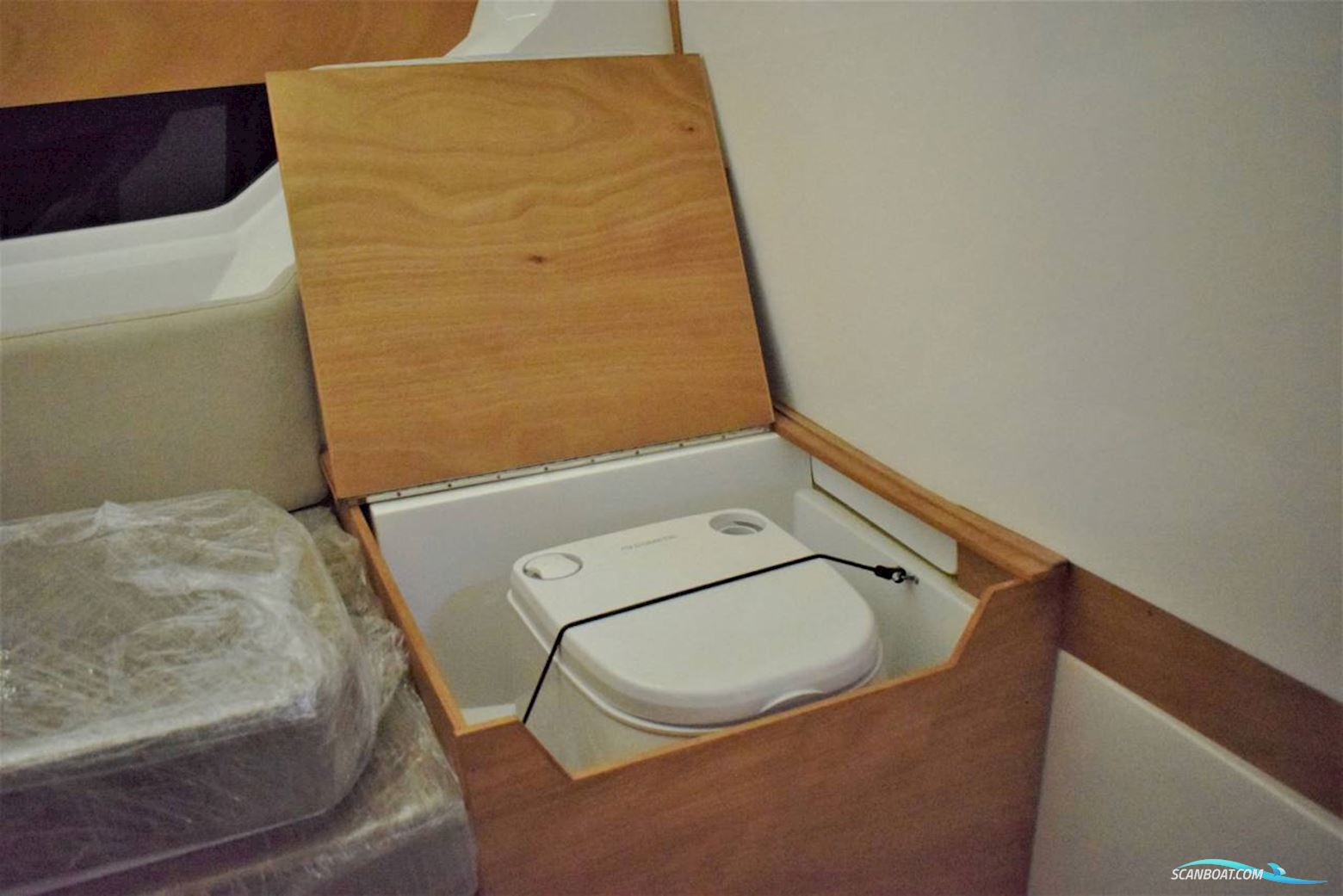 Coaster DC7 med udstyr