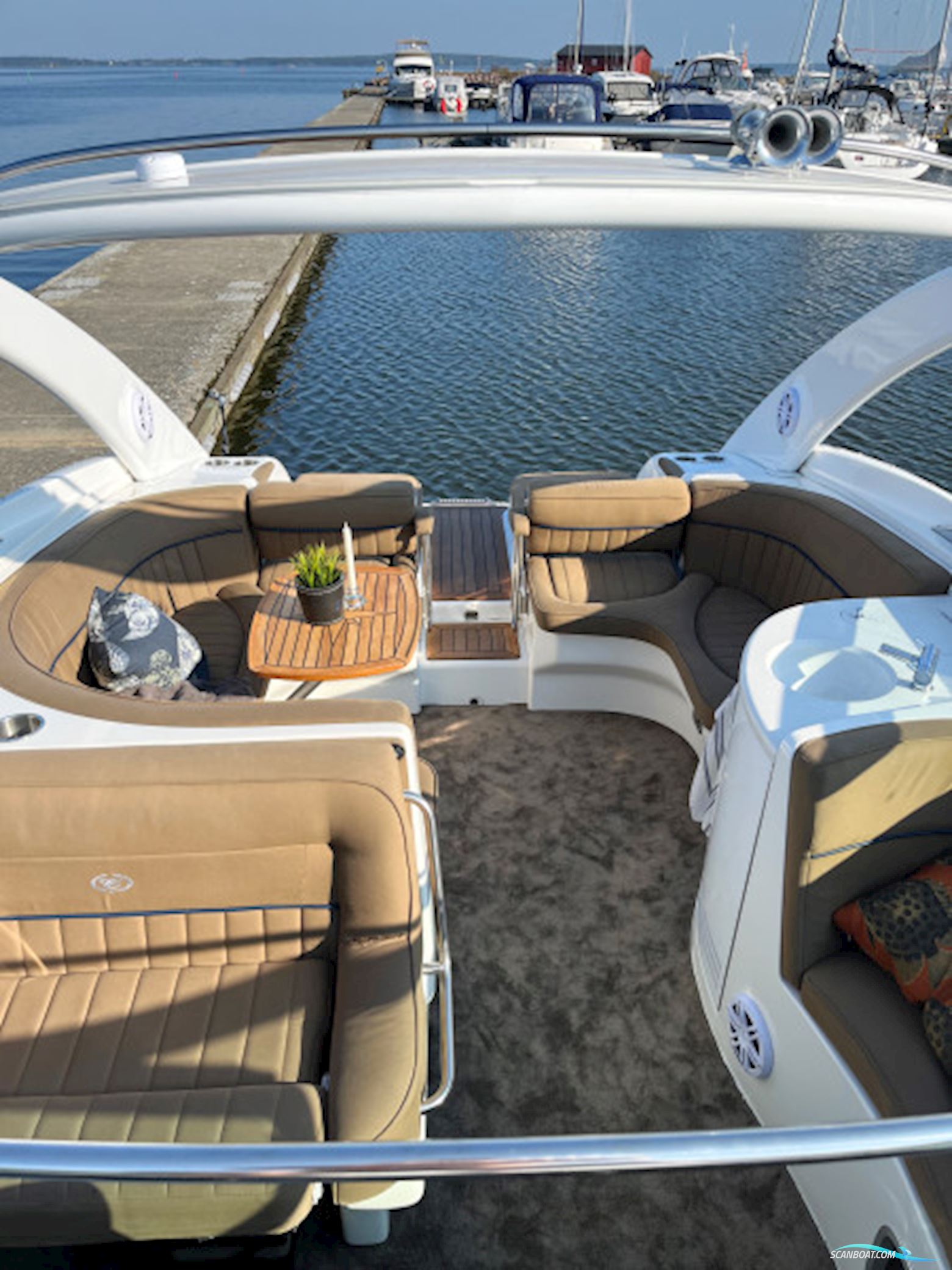 Cobalt 360 Performance Cruiser