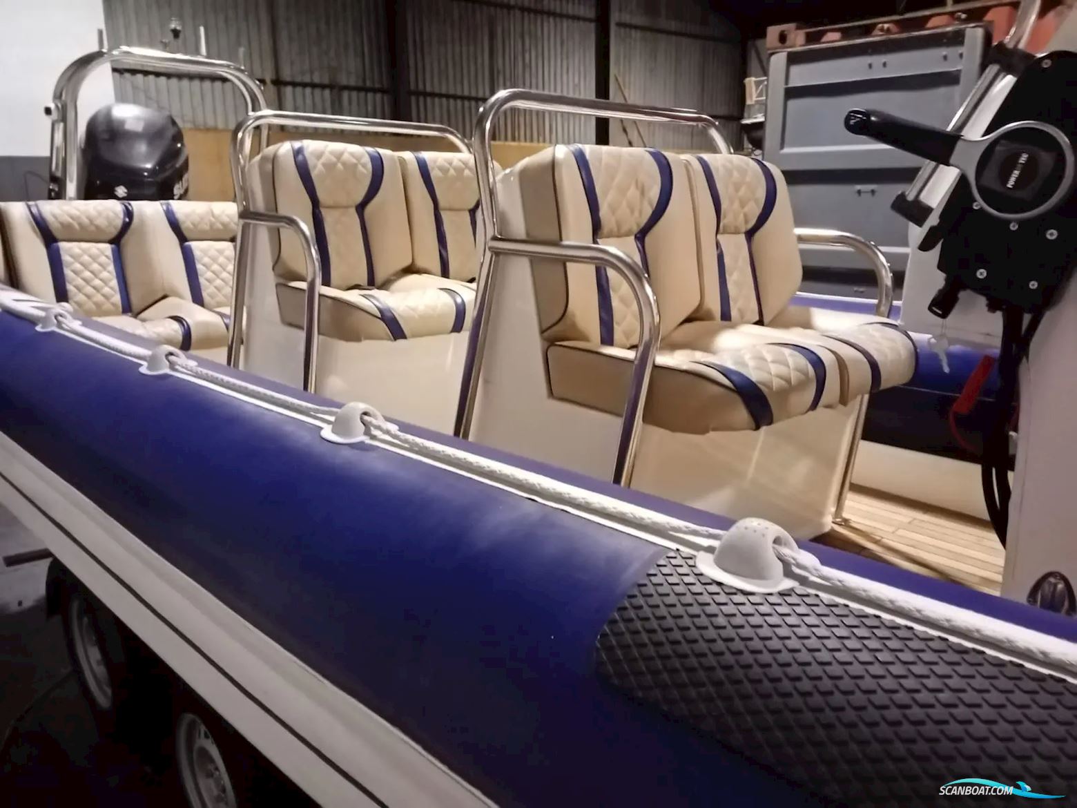 Cobra Nautique 8.0m