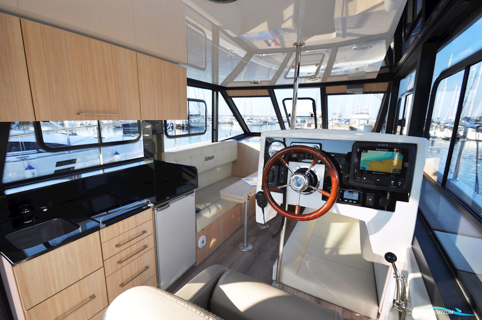 Cobra Yachts Futura 40 Grand Horizon