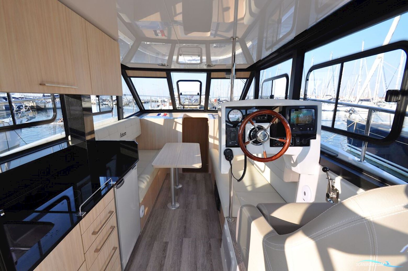 Cobra Yachts Futura 40 Grand Horizon