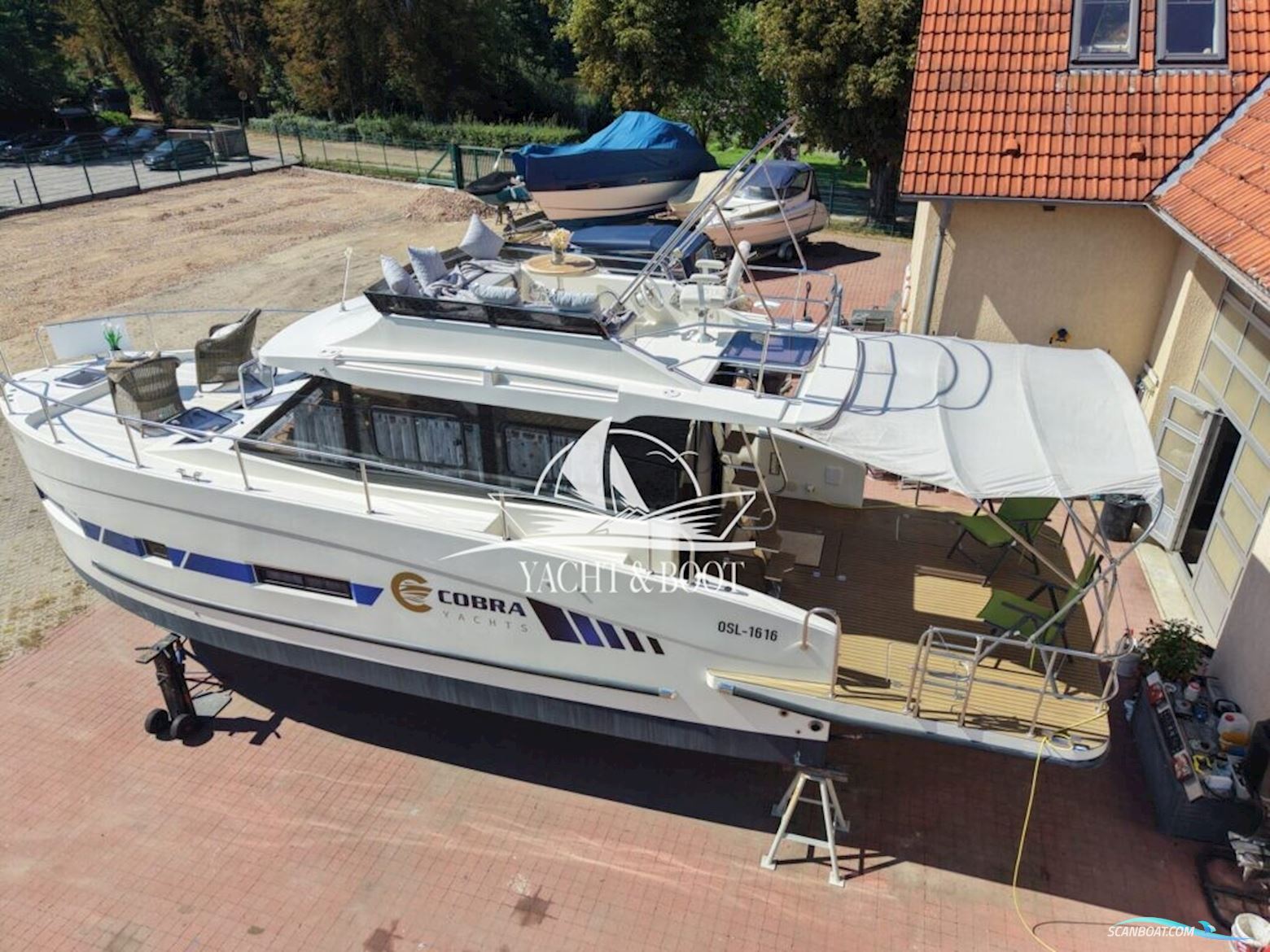 COBRA YACHTS FUTURA 40