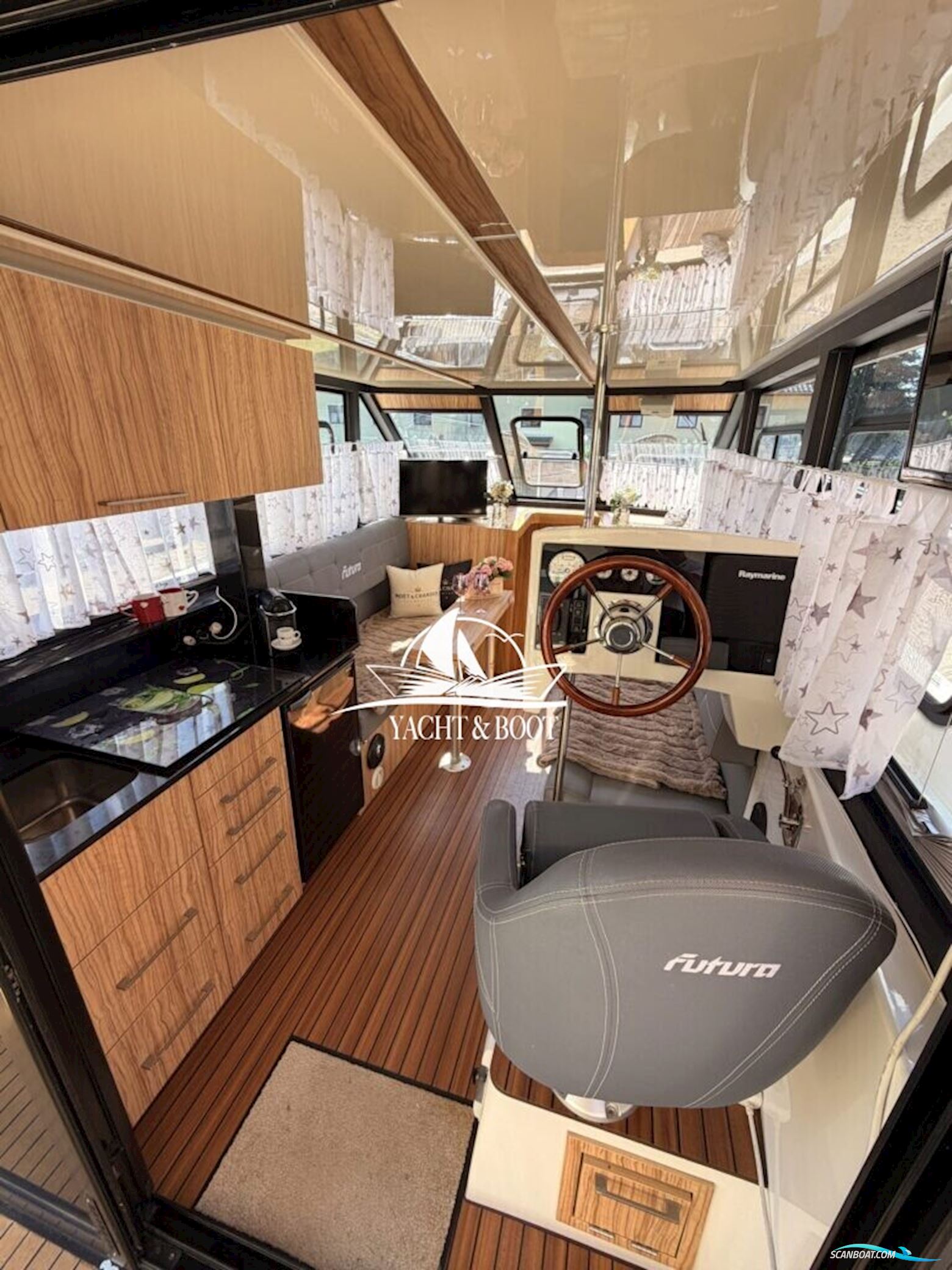 COBRA YACHTS FUTURA 40