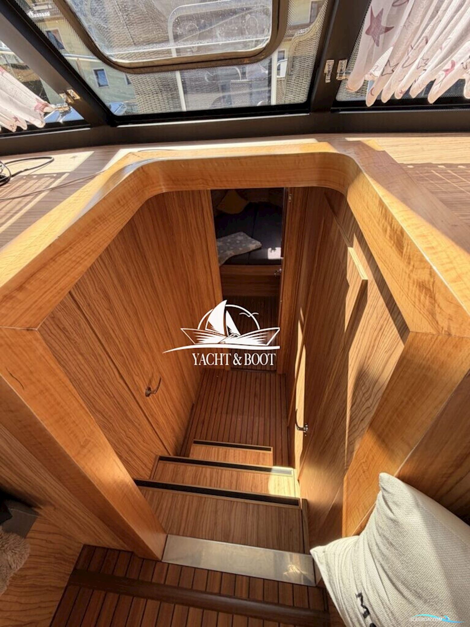 COBRA YACHTS FUTURA 40