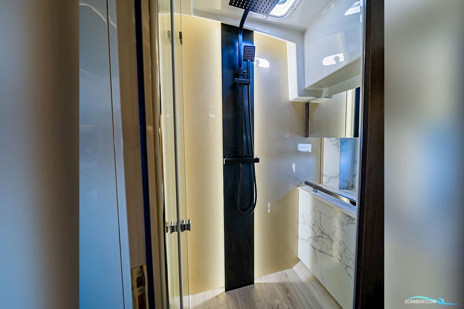 Cobra Yachts Gran Maestro 43