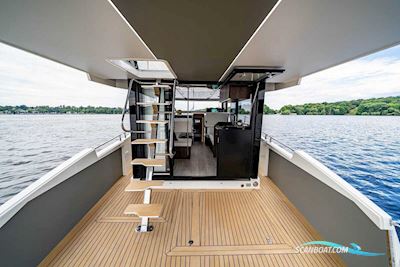 Cobra Yachts Maestro 42 Fly Motorbåt 2026, Holland