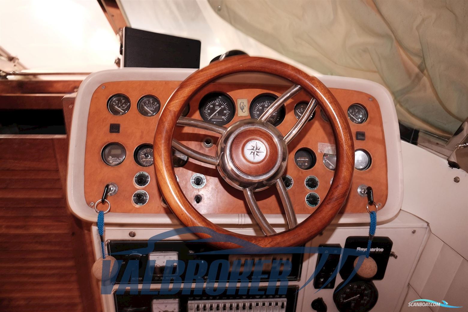 Colombo Sport Fisherman 31