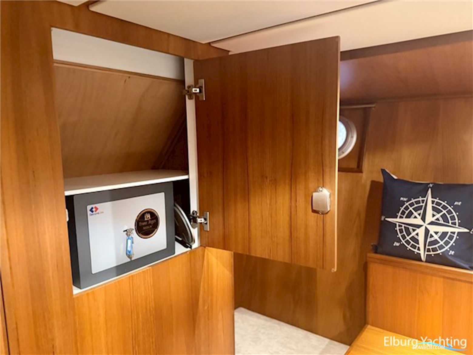 Combi Exclusive 1500 Open Kuip