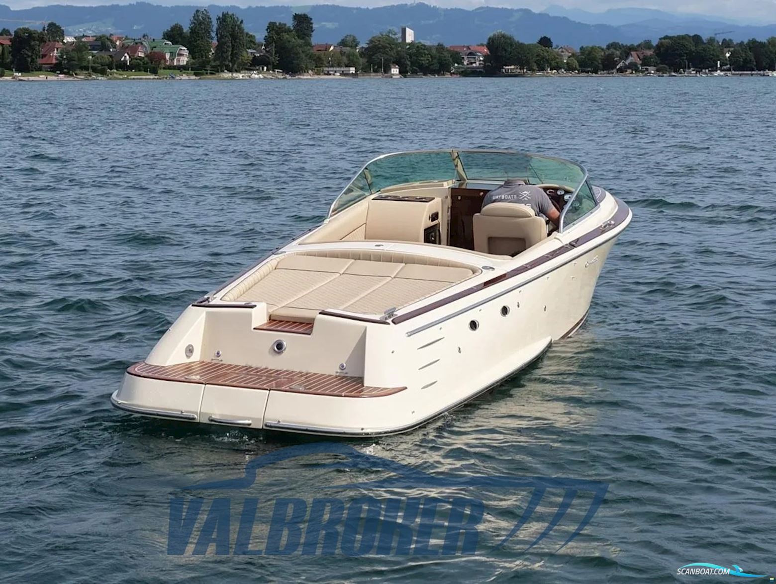 Comitti Wooden Boats Venezia 25 Classic Mahogany