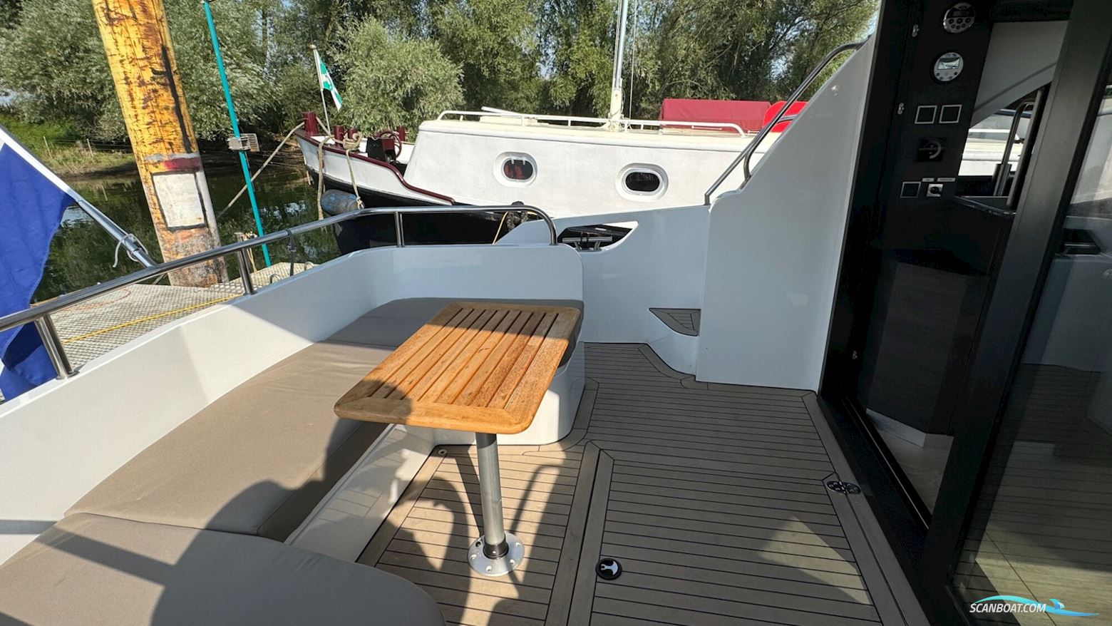 Concordia 110 Sedan Paviljoen